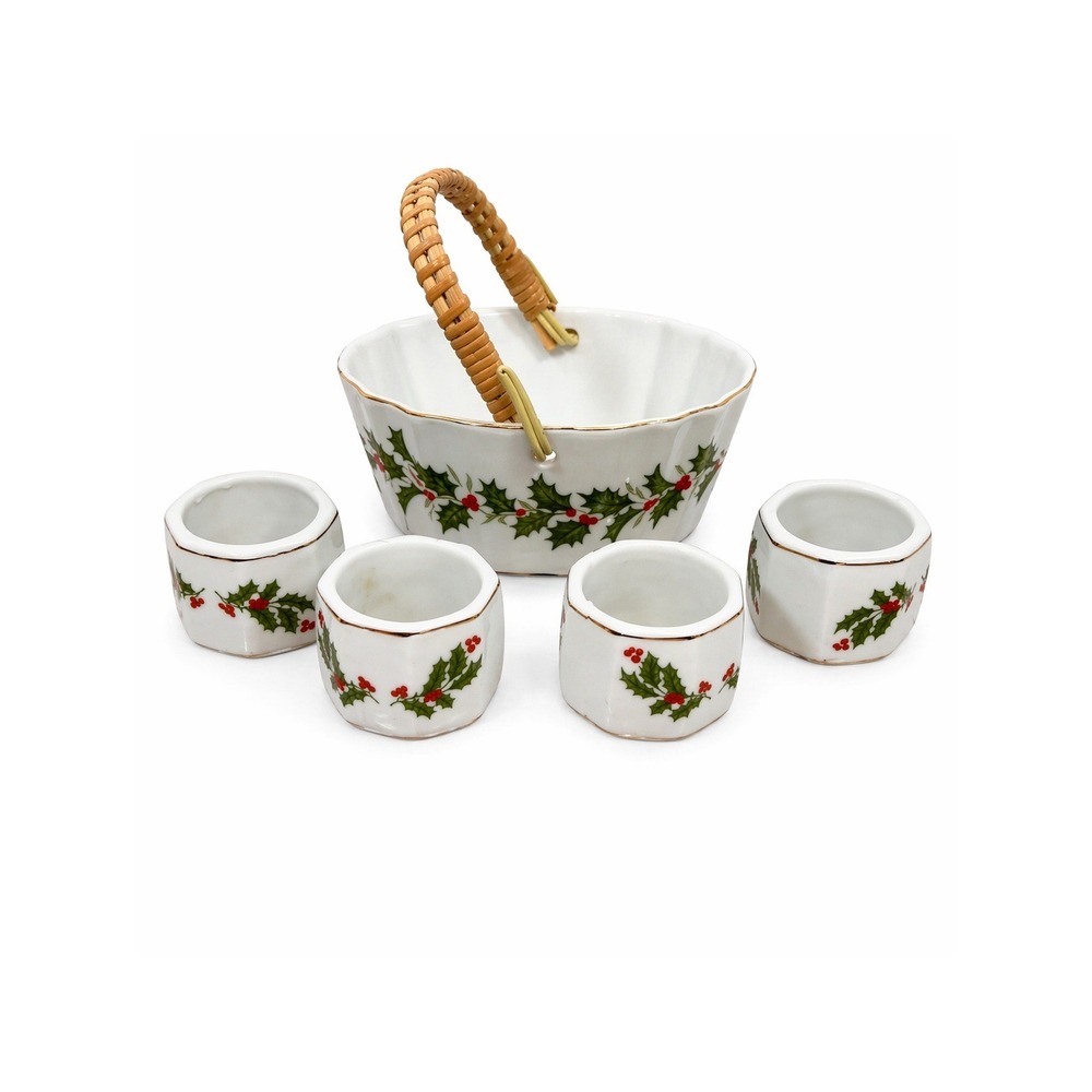 Vintage Christmas Holly Berry Ceramic Basket and 4 NapkinRings Set Made in Japan